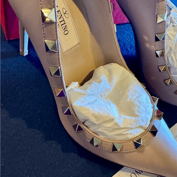 Valentino Rockstud Nude Heels Women’s Sz 36 US6 - Picture 6 of 15